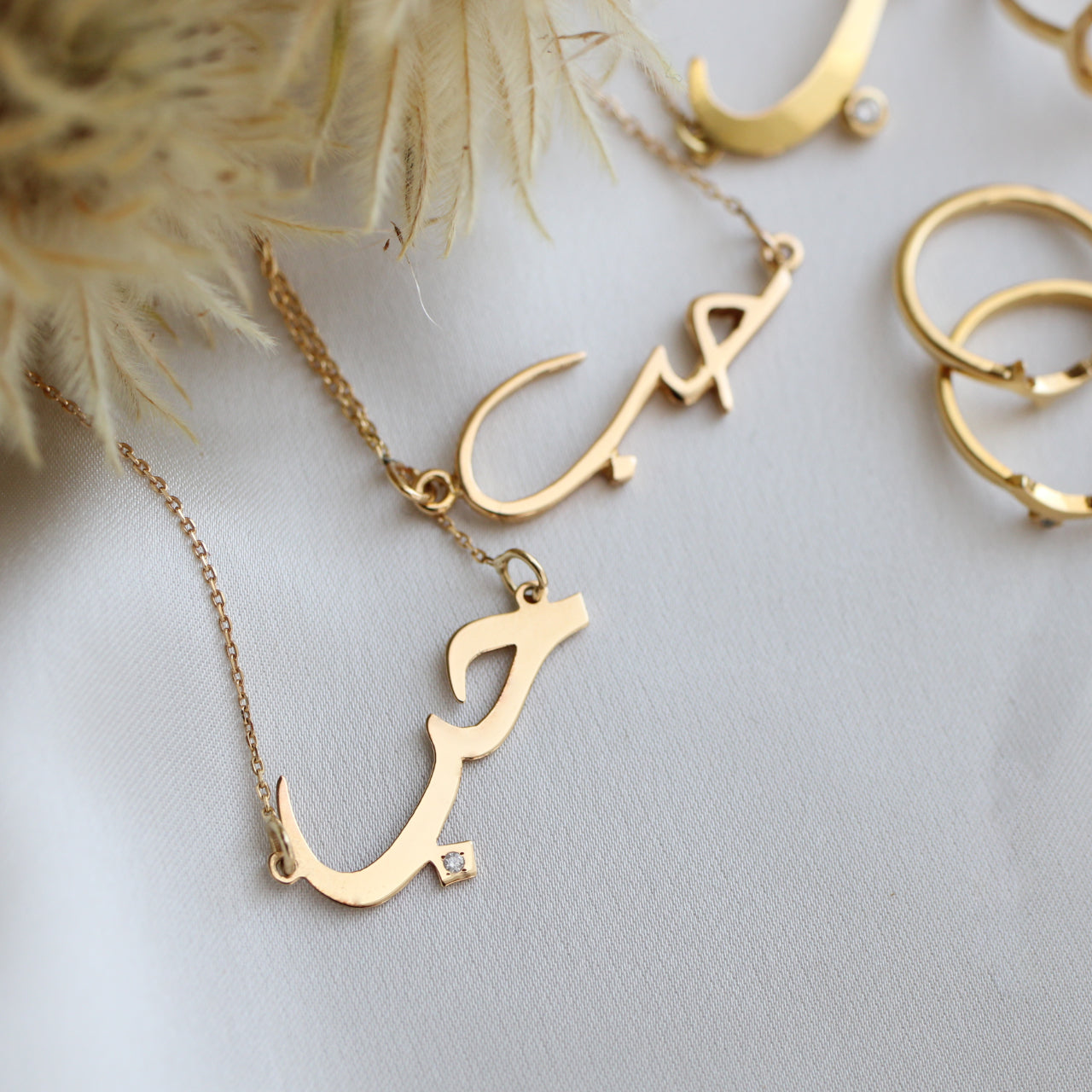 K18/K10 Love (حب) Arabic ネックレス