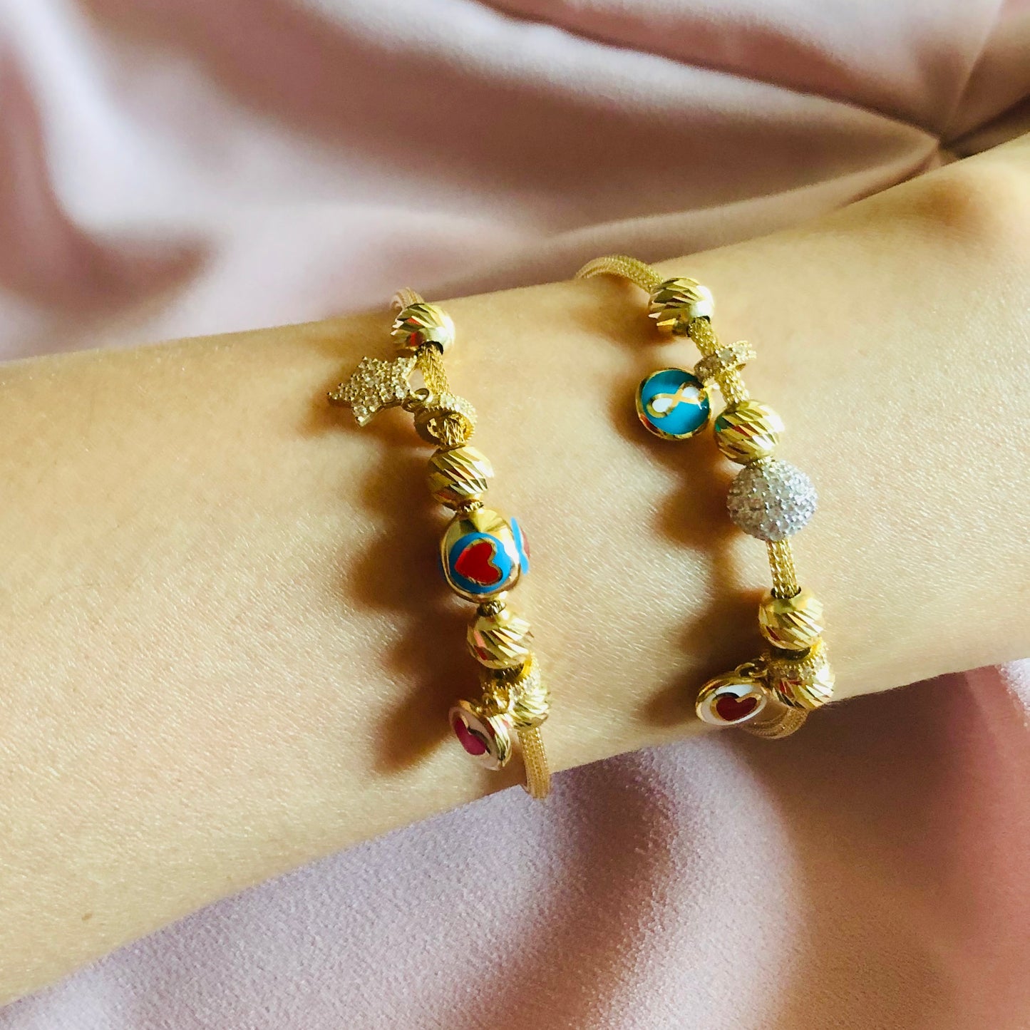 18K チャームブレスレット Infinity