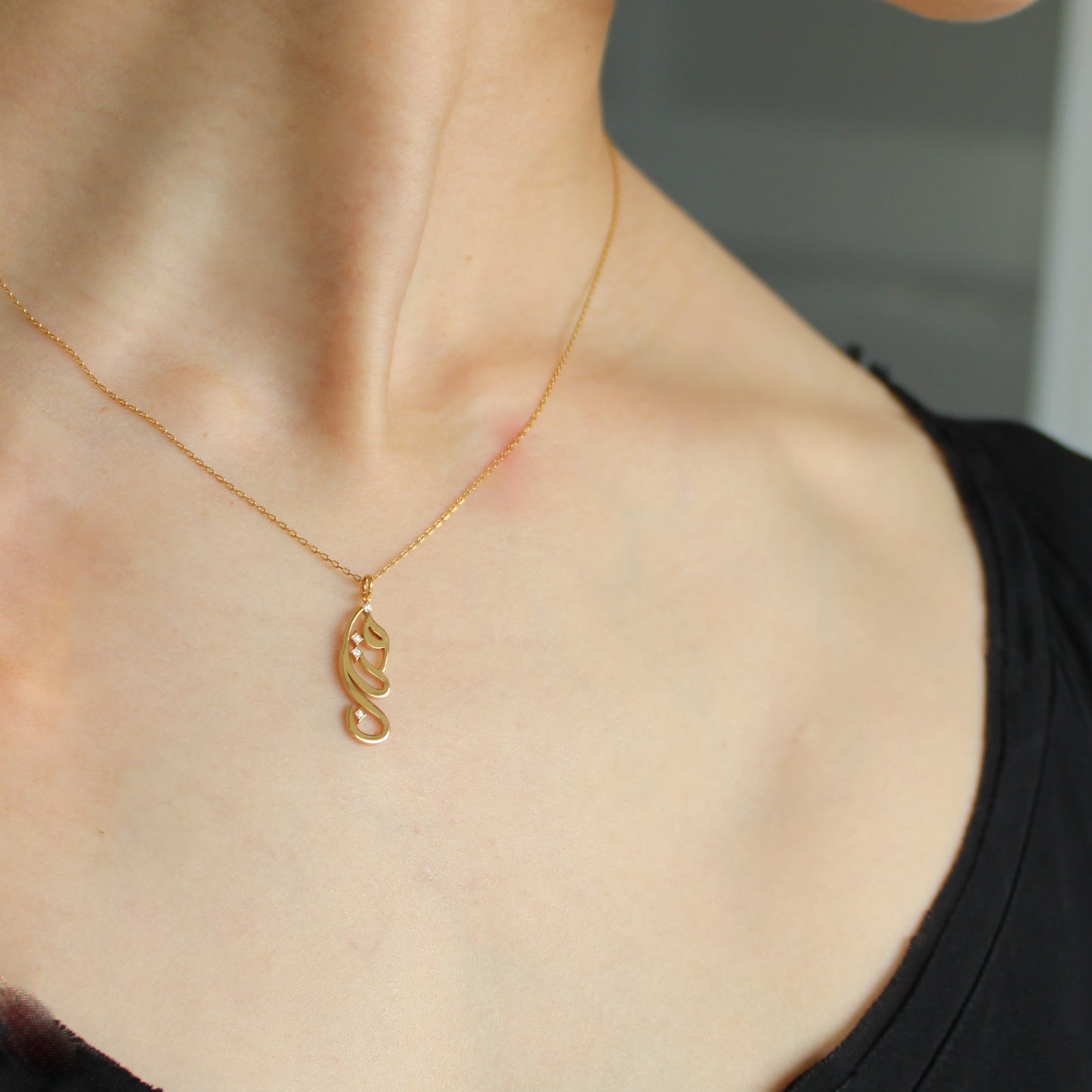 K18/K10 Arabic Necklace "Fattan" Atractive (魅力）